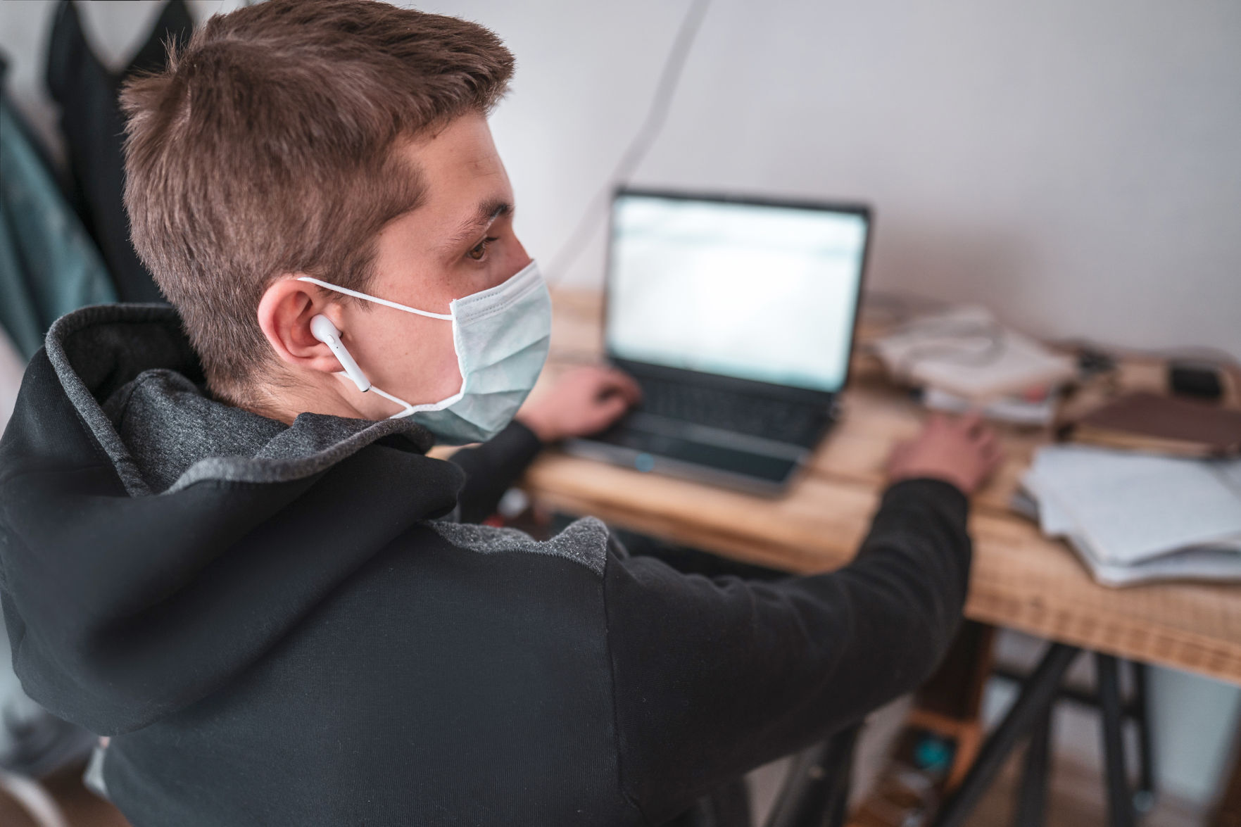 Students and masks